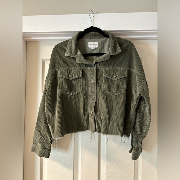 American Eagle Outfitters Jackets & Blazers - American Eagle Corduroy Cropped Raw Hem Oversized Jacket - Size Medium